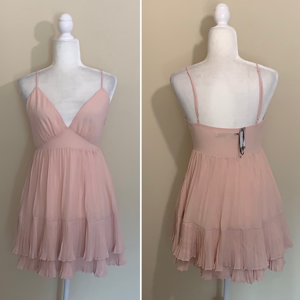NWT Lovers + Friends Pink Tara Mini Babydoll Dress